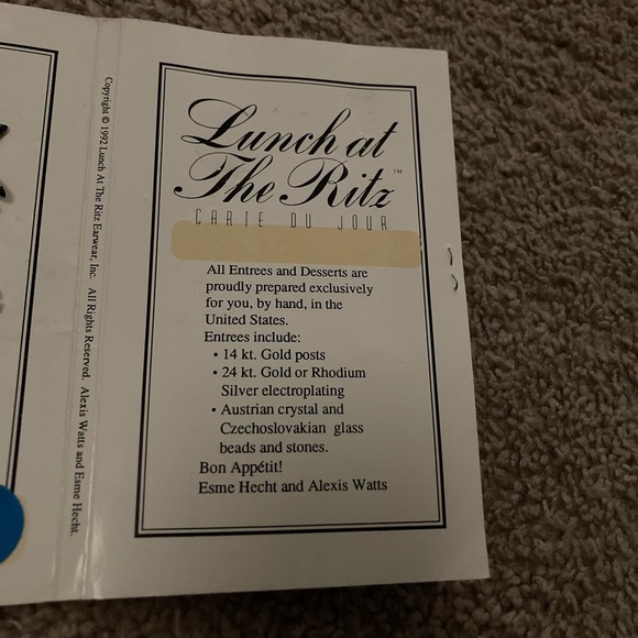 Lunch at the Ritz Twilight moon and star clip-on earring set on card 🌝⭐️🏁 - Picture 7 of 9